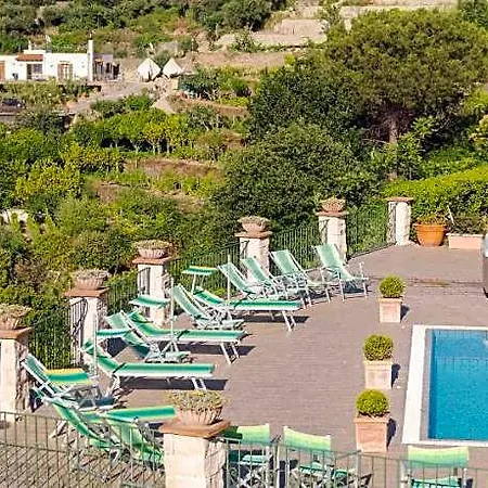 Hotel Poggio Del Sole 3*