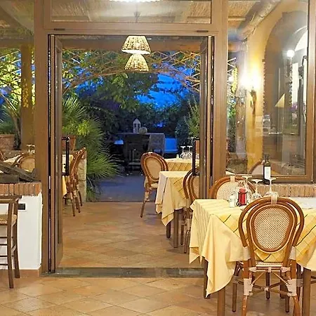 Hotel Poggio Del Sole 3*
